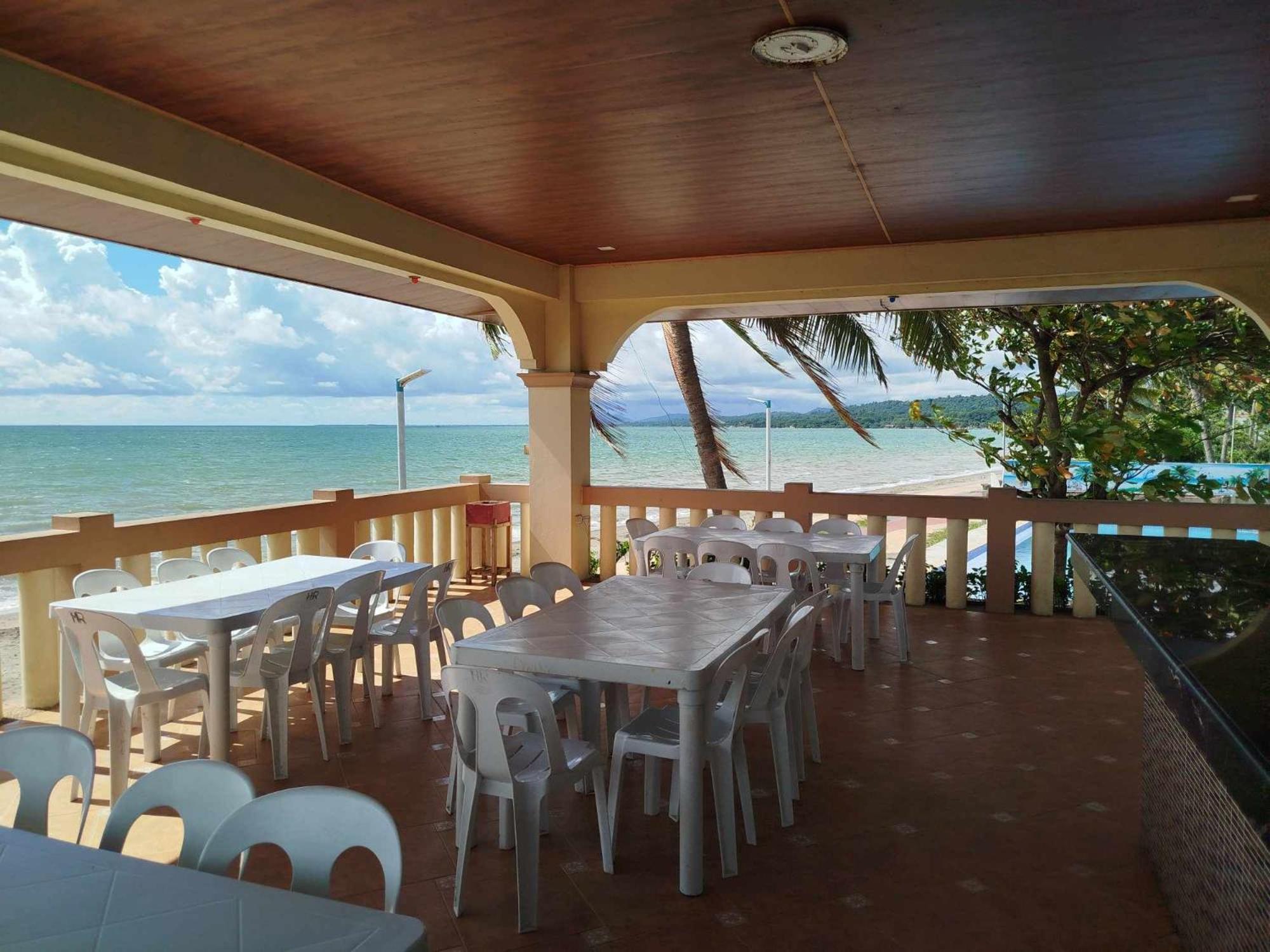 Happy Ripples Beach Resort Mabilao Eksteriør billede