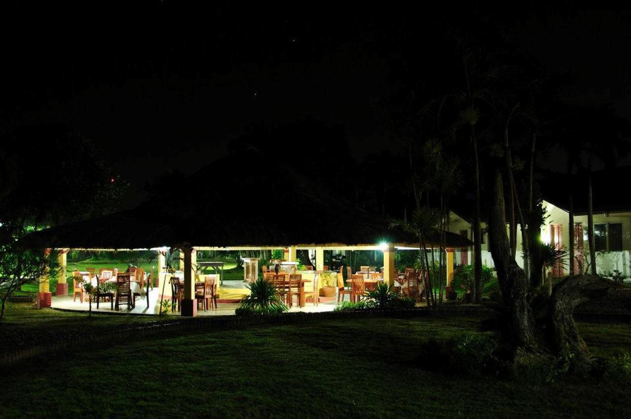 Happy Ripples Beach Resort Mabilao Eksteriør billede