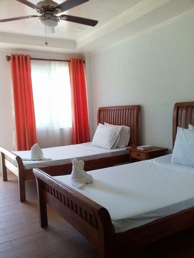 Happy Ripples Beach Resort Mabilao Eksteriør billede