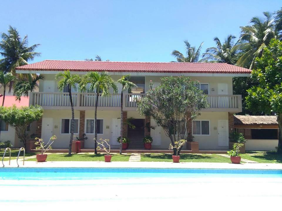 Happy Ripples Beach Resort Mabilao Eksteriør billede