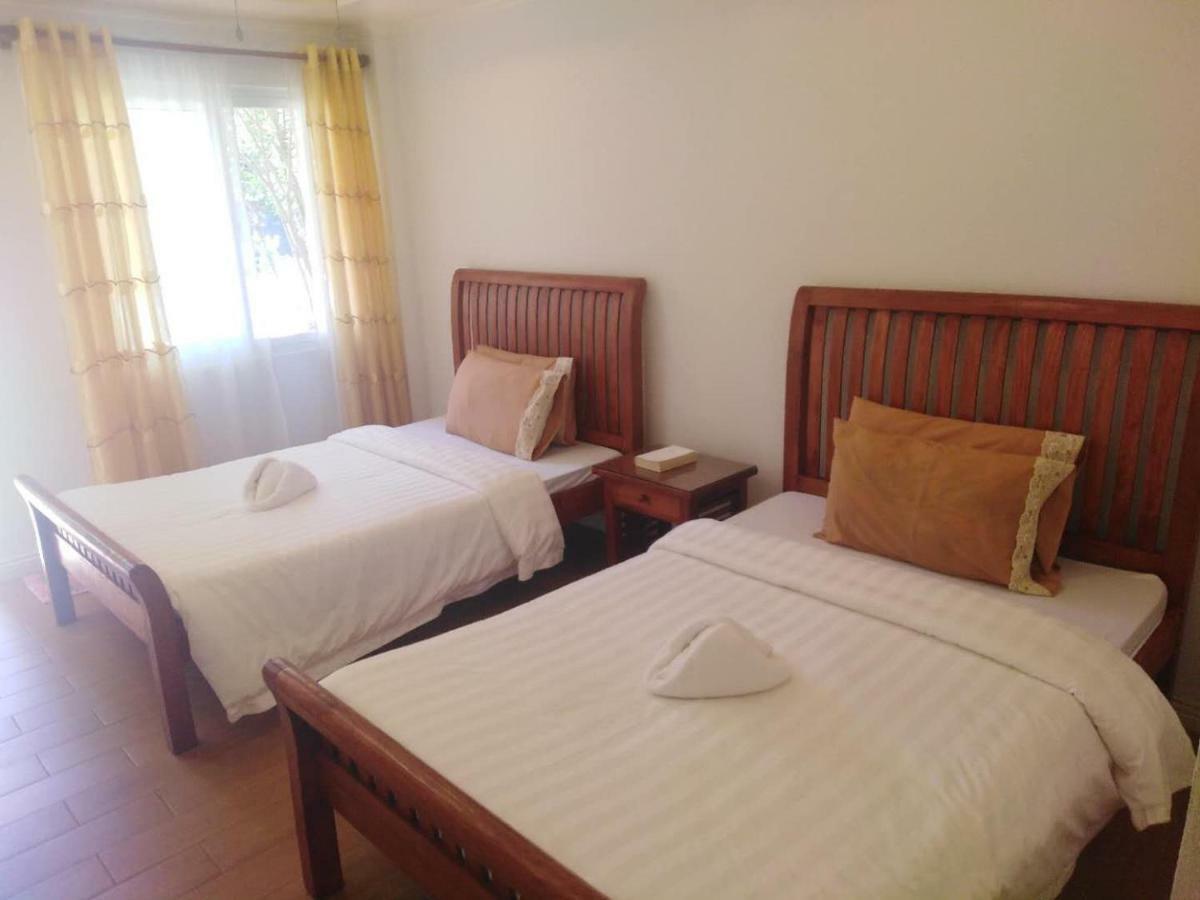 Happy Ripples Beach Resort Mabilao Eksteriør billede